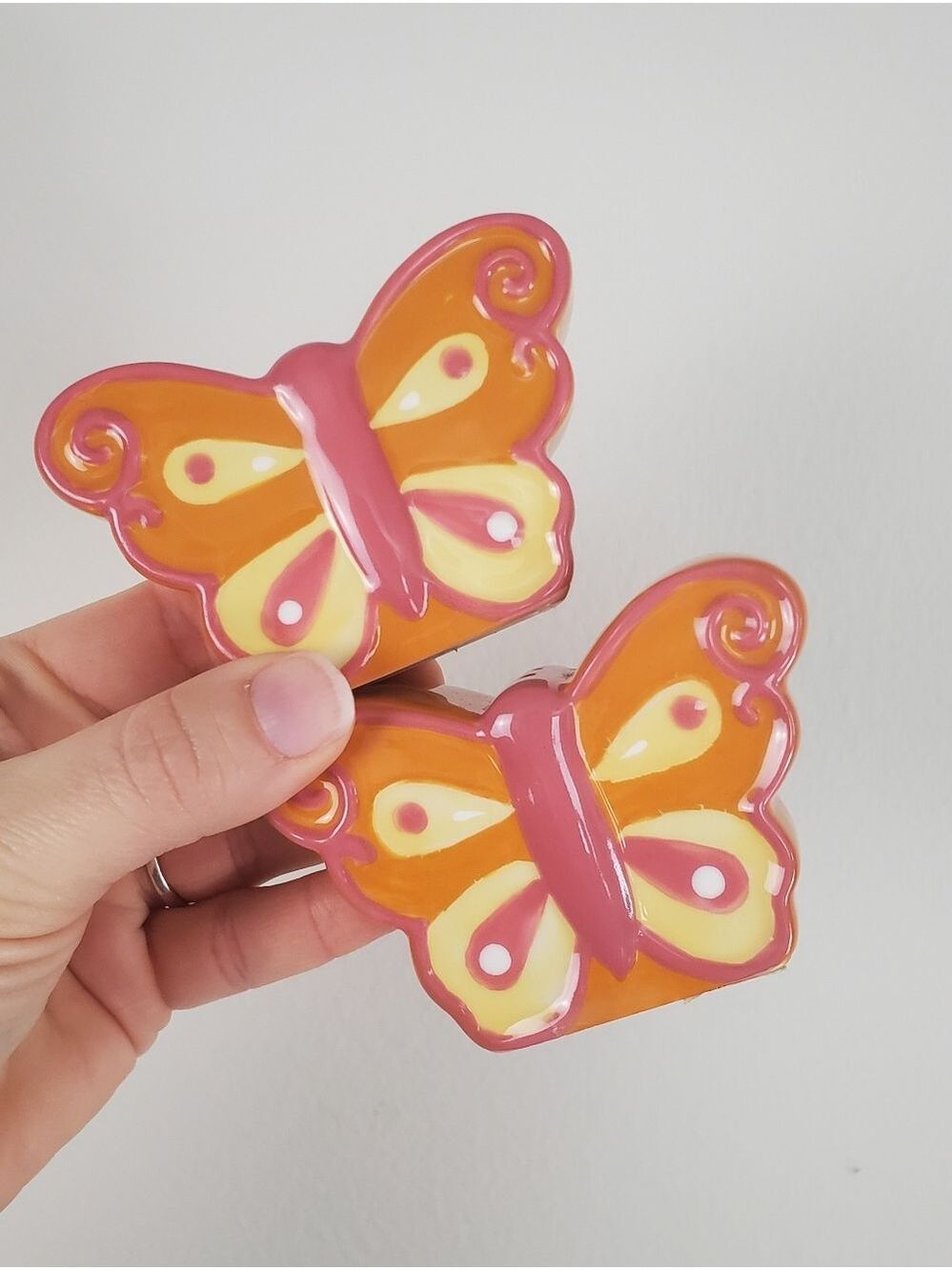 Orange Pink Ceramic Butterfly Salt Pepper Shakers